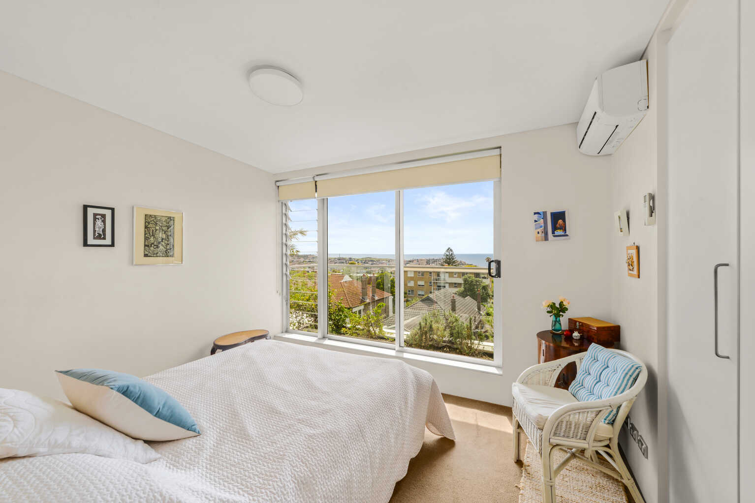 29/7-11 Henderson Street Bondi