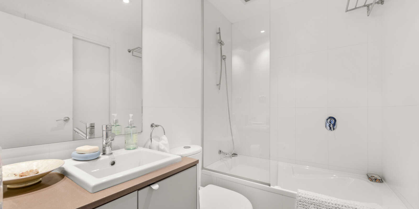 29/7-11 Henderson Street Bondi