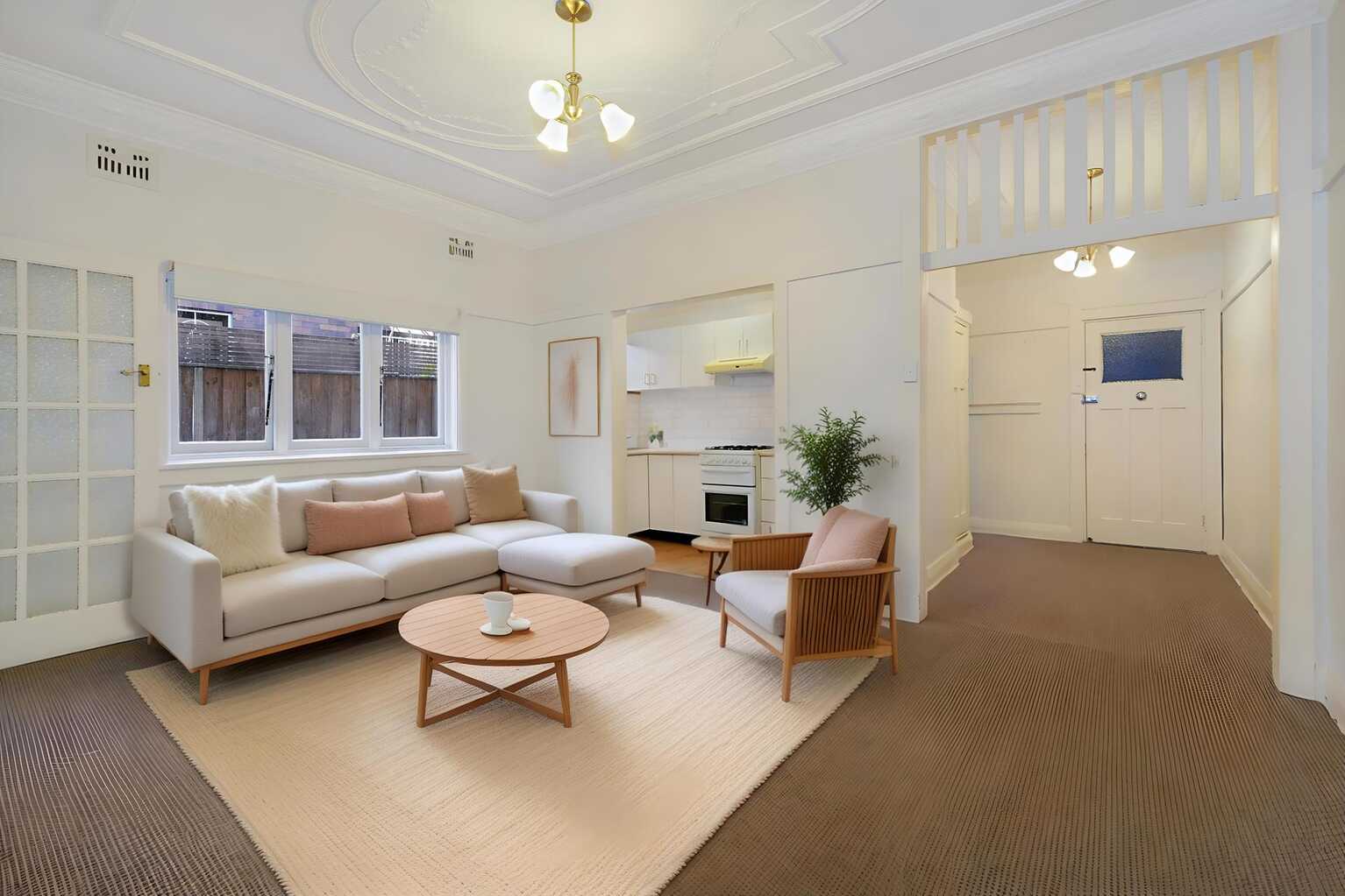 2/79 Oakley Road North Bondi