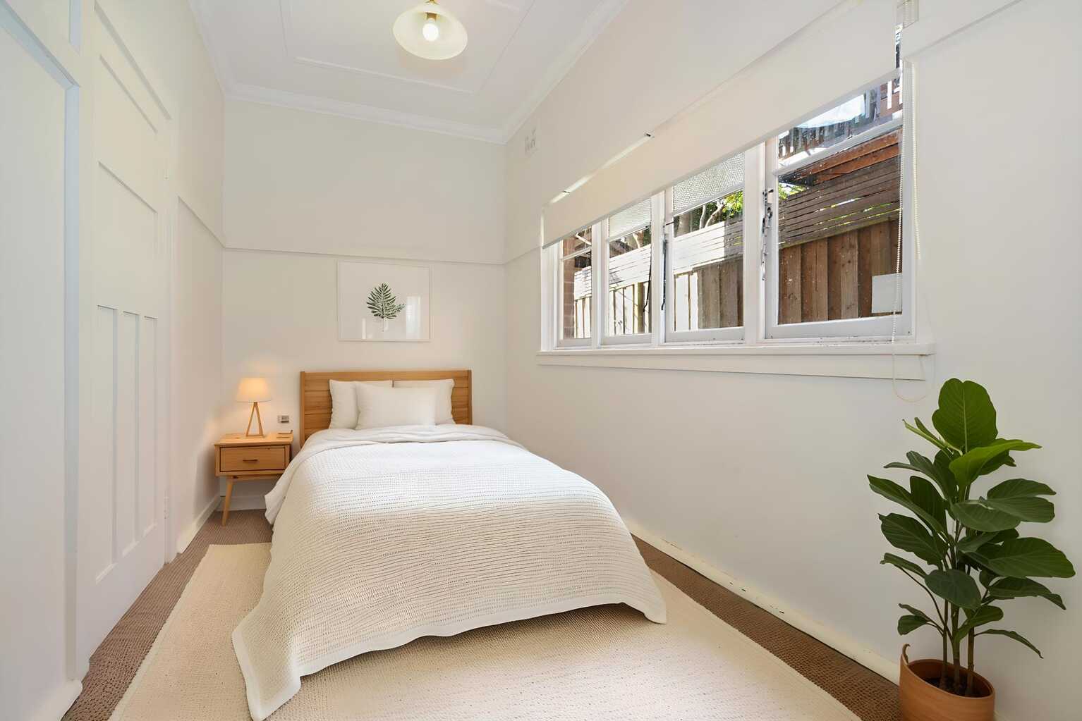 2/79 Oakley Road North Bondi