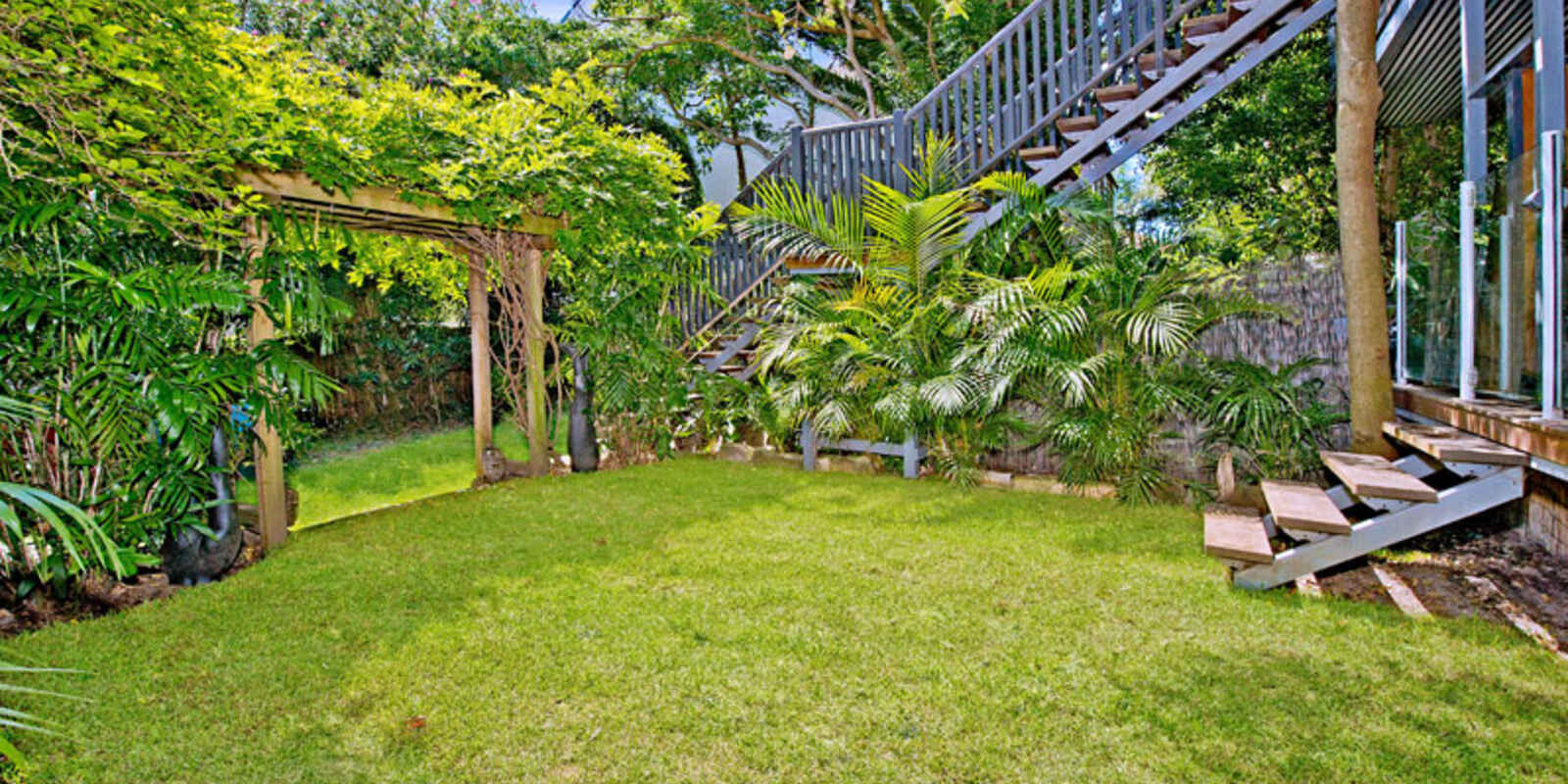 2/53 Sir Thomas Mitchell Road Bondi Beach