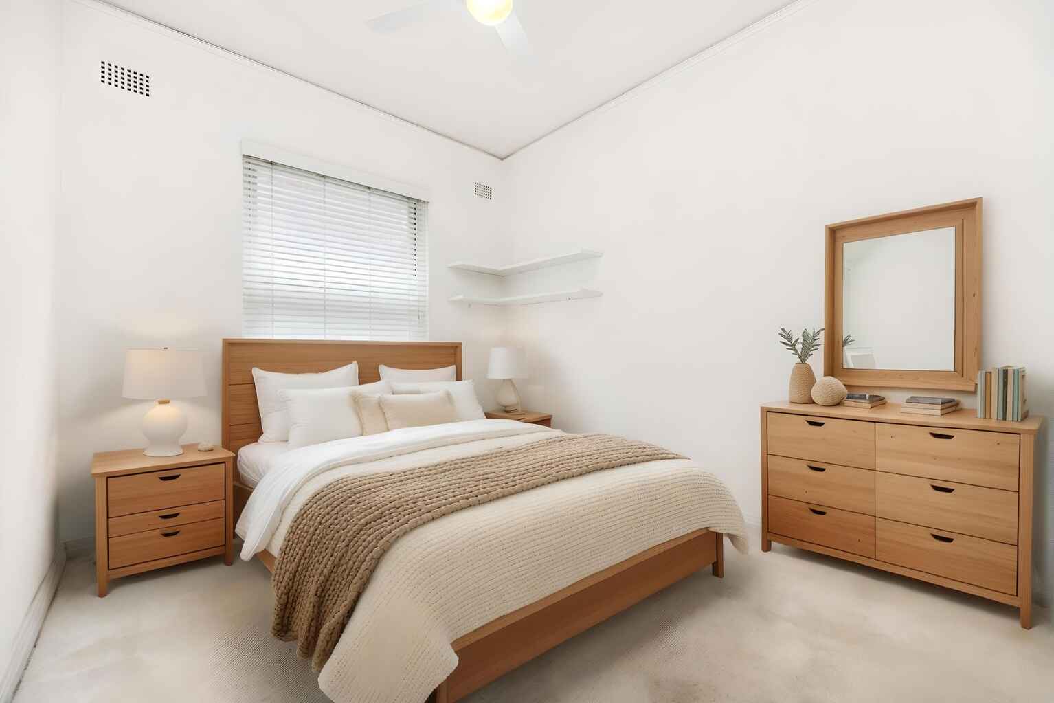 8/17 Penkivil Street Bondi