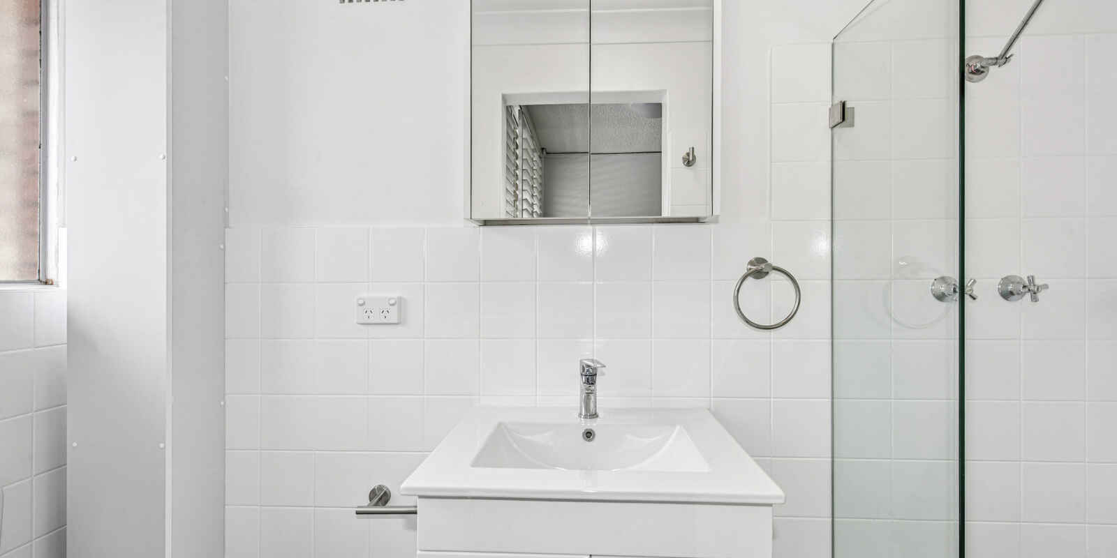 8/164 Bondi Road Bondi
