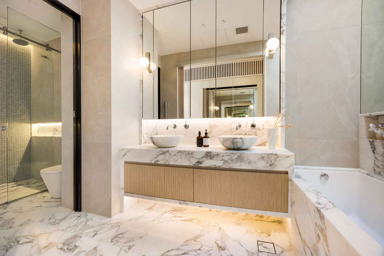 11/246 Campbell Parade Bondi Beach