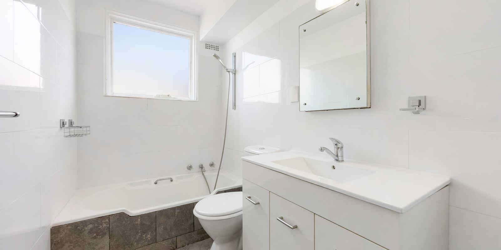 2/14 Edward Street Bondi