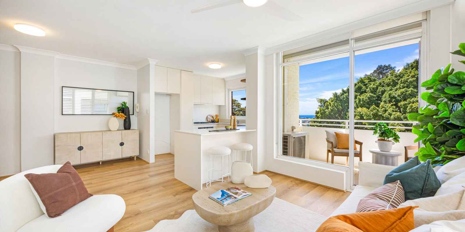 51/16 Ocean St Street Bondi